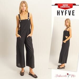 HYFVE Textured Thick Shoulder Straps Side Pockets Wide Leg Overalls | Black